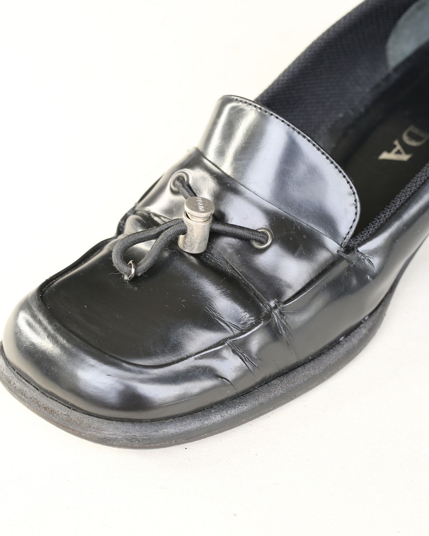 Prada FW 1999 Leather Toggle Tie Loafers